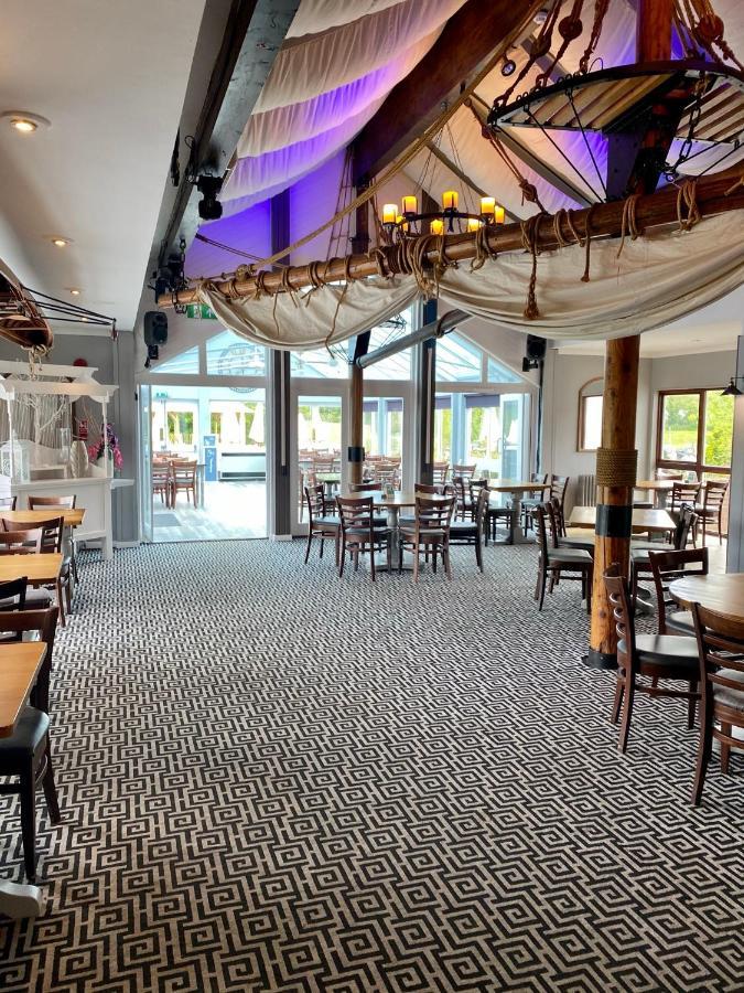 The Riverside Inn Saltford Esterno foto