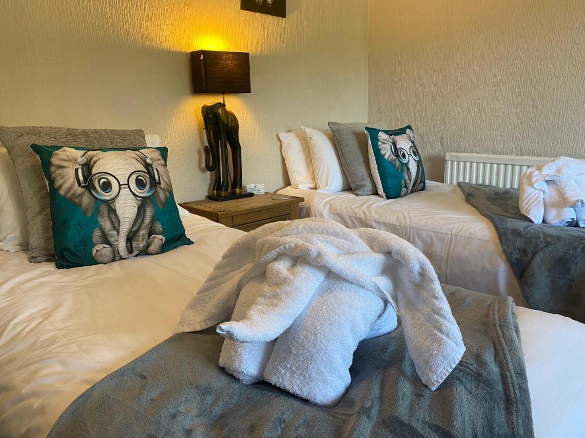 The Riverside Inn Saltford Esterno foto