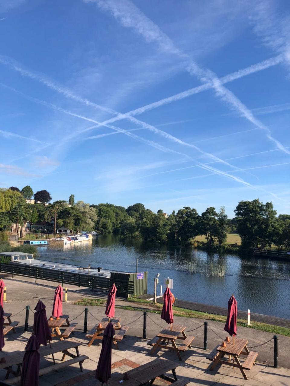 The Riverside Inn Saltford Esterno foto