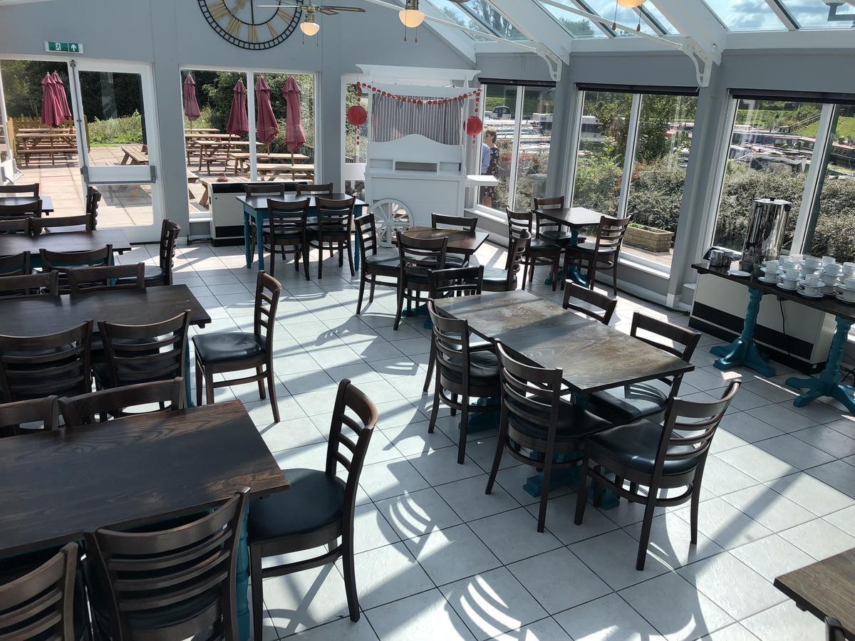 The Riverside Inn Saltford Esterno foto